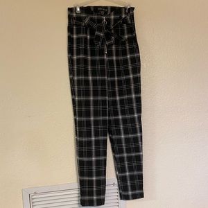 Platted Black with a hint of white Dress pants